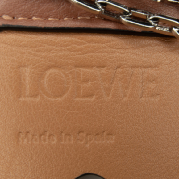Pre-Loved LOEWE Leather Whale Pouch - Picture 9 of 12